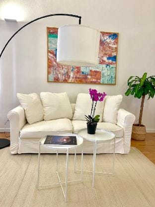 Susanna's Lovely New Apartment Vacation rental in Livorno