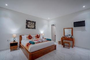 The Wise Ubud
villa rice fields View Vacation rental in Tampaksiring