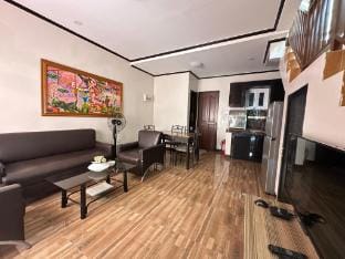 Explore Batangas: Comfortable Town House (B) Vacation rental in Batangas