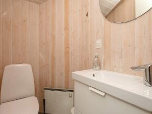 person holiday home in Vaeggerlose Vacation rental in Væggerløse