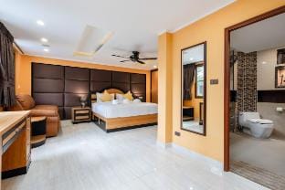 Luxury Pool Villa T1 near Walking Street/5BR/BBQ Vacation rental in Pattaya City