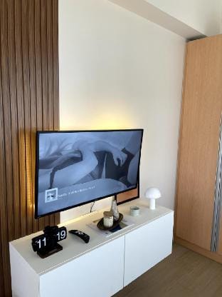 Bright & Comfy Condo in Makati Vacation rental in Pasay