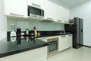 Luxury 3BR Saiyuan Resort | 24/7 Security | V234 Vacation rental in Rawai