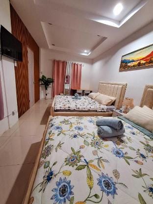A1 BR 2 Beds Apartment Transient House in Abreeza Apartment in Davao City