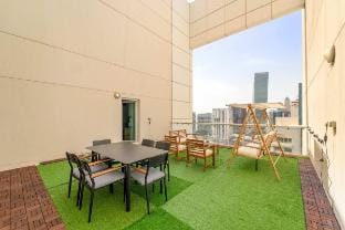 Stylish 2BDR Apartment in Business Bay Vacation rental in Dubai