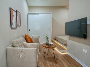 Annam.Studio-Near Famous Train Street- Cozy Vibes Vacation rental in Hanoi