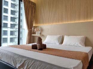Near Airport|New Renovate|Corner Balcony 4 Pax Apartment in Kota Kinabalu