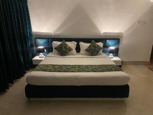 South Kolkata Apartments Apartment in Kolkata