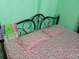 Sweet Home 2bhk apartment Vacation rental in Kolkata