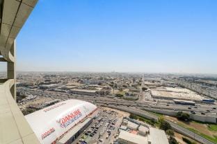 Silkhaus Premium 1BDR | Aykon City | By Safa Park Vacation rental in Dubai