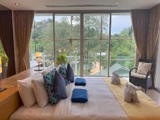 Luxury sea view apartment - Bang Tao beachfront Vacation rental in Choeng Thale