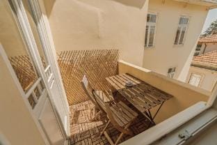 DOWNTOWN RETRO BOLHAO by VACATIONY Apartment in Porto