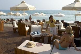 Theseus Village 2 Bed Apartment With Enviable Position On Communal Pool Apartment in Kouklia