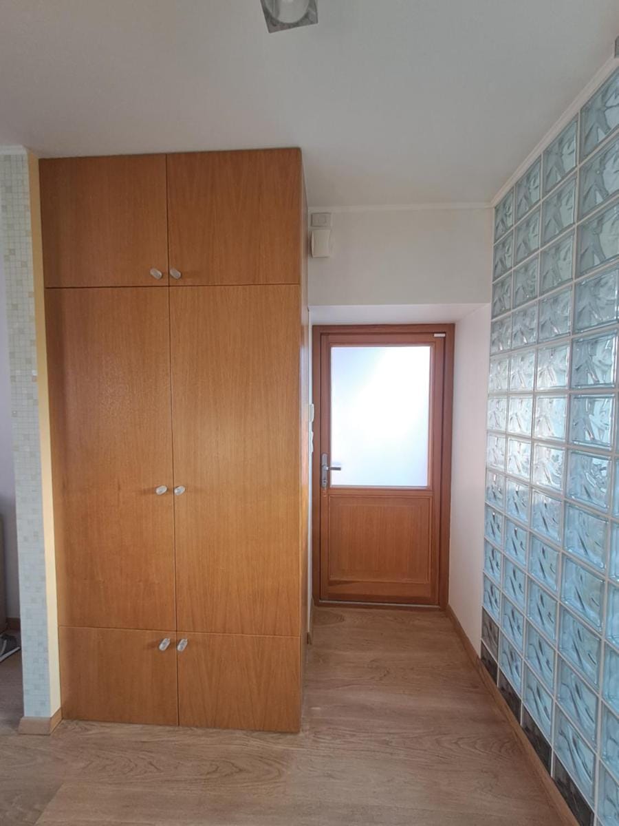 Cozy apt - 100m beach, AC, workstation, backyard Apartment in Jūrmala