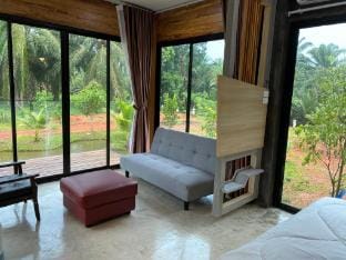 Darisa home Vacation rental in Surat Thani Changwat