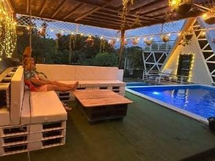 House 2 at Joe’s Courtyard Farm Stay in Calabarzon