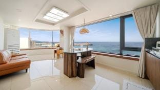 Donghae Il Mare Pension Bed and Breakfast in South Korea