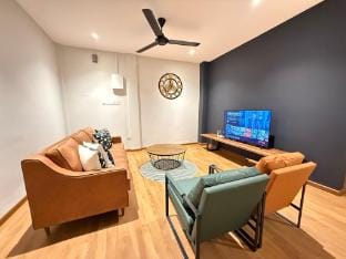 Galaria3 18PAX 4BRNearTC, DinosaurLand, PS4, Netfx Vacation rental in Pahang, Malaysia