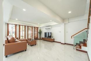 *Brand-New Luxury Villa | Stunning V154 Vacation rental in Chalong