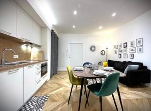 JJ Charmant Appart Hypercentre Calm Patio privatif Apartment in Nantes