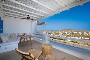 Sunrise Villa in Mykonos up to 10 pax Vacation rental in Mykonos, Mikonos 846 00, Greece