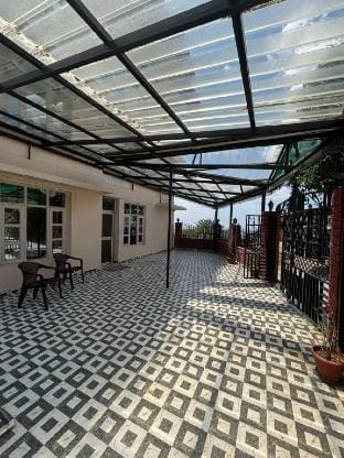 Mashobra Valley with Balcony Vacation rental in Himachal Pradesh