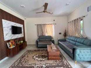 SS Royal Farm Vacation rental in Maharashtra