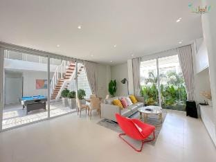 Lelaaf Valley Seabeach Z17 Vacation rental in Prachuap Khiri Khan, Thailand