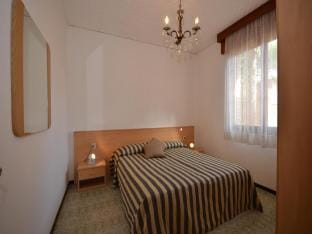Serene and Sunny Apartment in a Verdant Area Apartment in Lignano Sabbiadoro