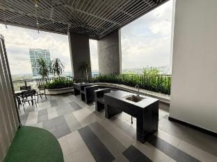 Dreamy Dahlia Studio Apartment @ Alinea Suites Apartment in Selangor, Malaysia
