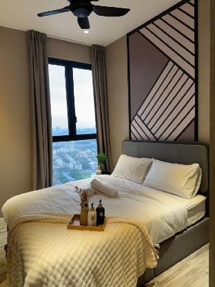 Millerz Square with tvbox/netflix Apartment in Federal Territory of Kuala Lumpur
