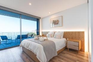 Big Cliff Apartment by Atlantic Holiday Apartment in Câmara De Lobos