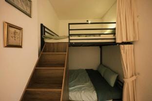 Hidden Nest Hoan Kiem Bunk Bed for 4 People Vacation rental in Hanoi