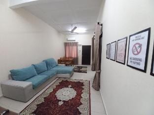 Kota Kemuning Houses Vacation rental in Selangor, Malaysia