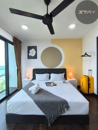 Almas Couple Stylish City View Netflix BySTAY Vacation rental in Johor