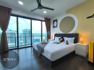 Almas Couple Stylish City View Netflix BySTAY Vacation rental in Johor