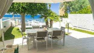 Luxury Villa on the Beach with Sunset and Sea View Villa in Calabria