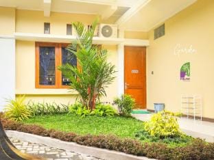 Palma Orchid Room Klaten Vacation rental in Indonesia