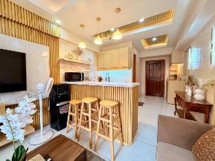 Across Burnham Park - Baguio Transient - UG Vacation rental in Baguio