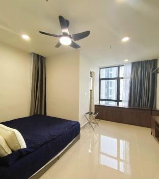 DOTS 21 • Seaview High Floor Stay Vacation rental in Kota Kinabalu