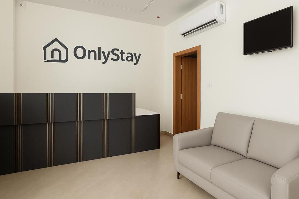 OnlyStay Surbhi Dham Near Prem Mandir Hotel in Uttar Pradesh