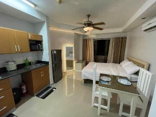 Studio condo near SM Clark, clark, & clark airport Vacation rental in Angeles