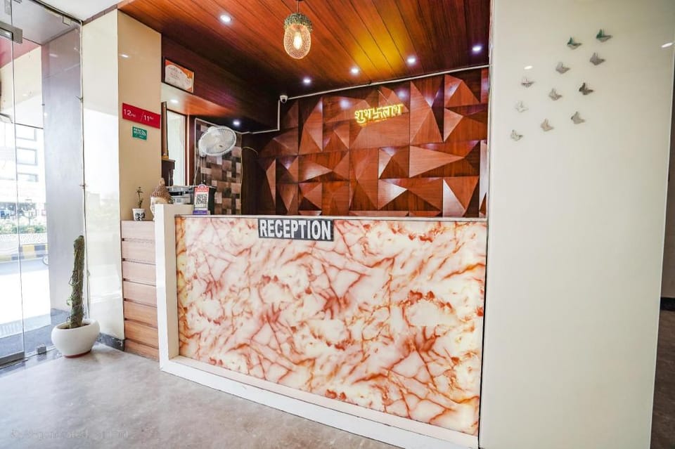 Hotel Luxeevista by Navodayans Hotel in Agra