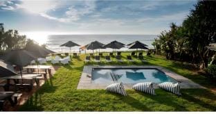 Coastal Condo in a Forest Estate + inverter Apartment in Dolphin Coast