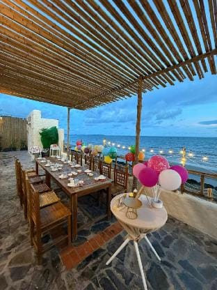 Villa 12 Bedroom Beachfront Vacation rental in Phan Thiet