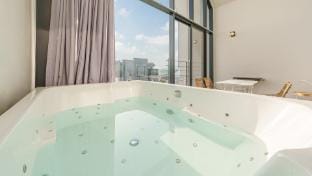 Gyeongju Rose Breeze pool villa Pension Bed and Breakfast in South Korea