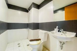 Comfort Living 2BR Cinere Bellevue Apt By Travelio Apartment in South Jakarta City
