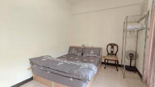 Cozy house with two bed room , easy parking . Vacation rental in Taiwan, Province of China
