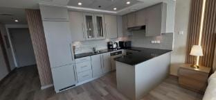 Stylish Studio Near Burj Khalifa & Dubai Mall Vacation rental in Dubai