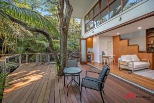 MetaWiseBnB Stylish Loft Studio with Garden in Seaforth Apartment in Sydney